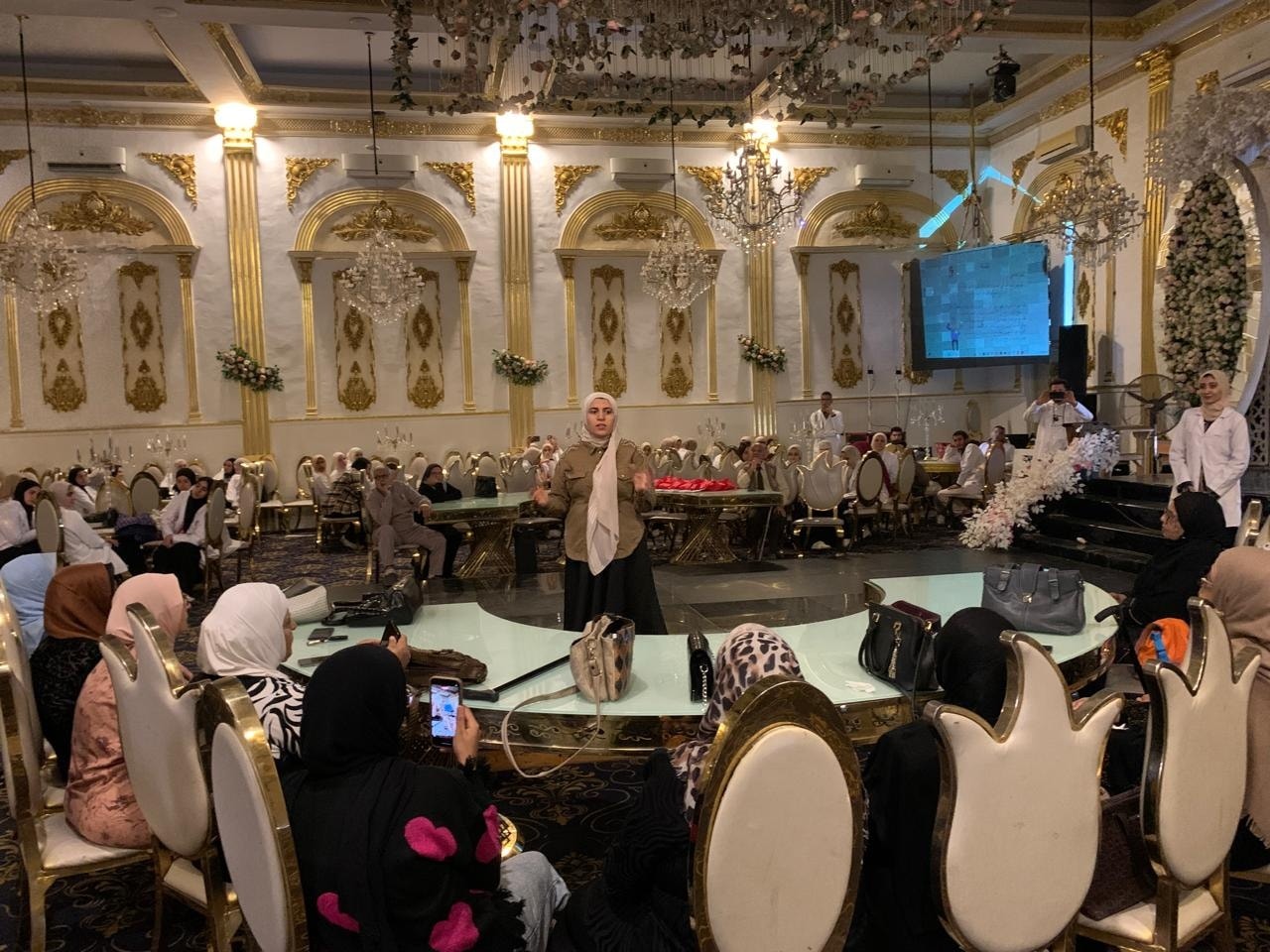 عقد الندوة بعنوان  