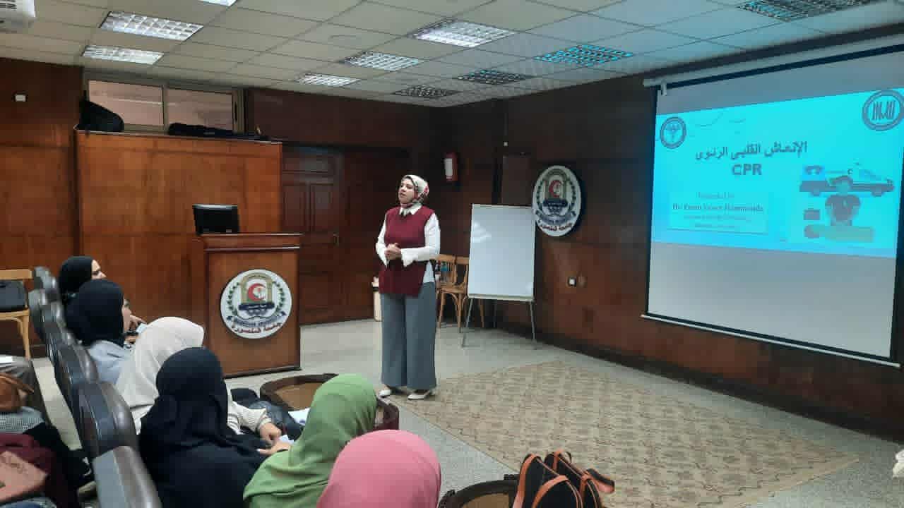  تدريب المجموعه الثالثه من هيئة التمريض بمستشفى الباطنه التخصصي بجامعة المنصورة على  